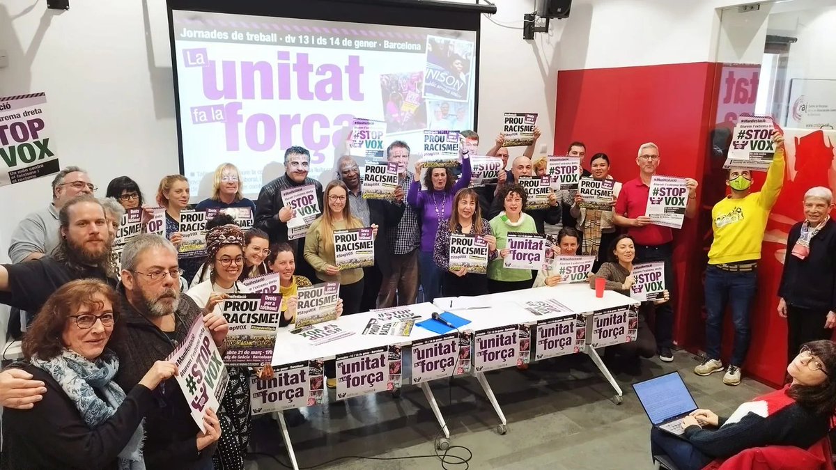 UCFRcat's tweet photo. S'acaben de sumar més entitats i personas a #UCFR. Benvingudes!! Tenim molta feina per fer. Però som la majoria. Amb la lluita unitària i compromesa, podrem aturar l'extrema dreta i fer enrere el racisme.
#StopVOX #StopIdentitaris
https://t.co/YlNkiprnly https://t.co/OFZWUJo3ui