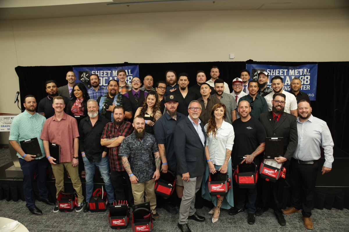 88Training's tweet photo. Congratulations to our class of 2023, who earned their journey cards last week! A total of 39 apprentices graduated, including three women — the most in Local 88 history! #apprentices #sheetmetal #womenapprentices #webuildourown https://t.co/pb4vSckspT