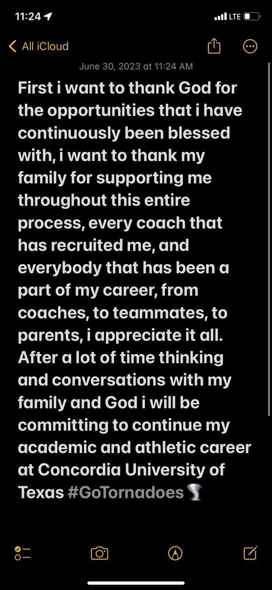 colingomezz's tweet photo. Now this feels more like home! 100% COMMITTED #GoTornadoes 🌪️💜💛 @EricSoza8 @soza_chris @JGanceres @bisd_athletics @BeevilleISD @reycastillo361 @qmartinez @mikeforman21 @skmartorell https://t.co/owckKO9seJ
