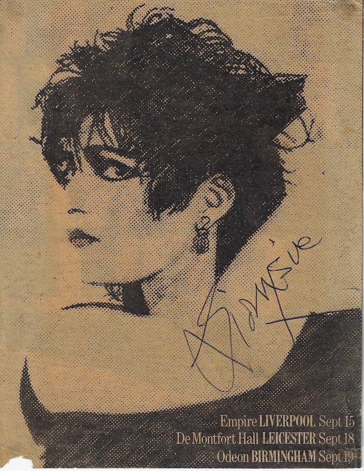 @baines551 @stefandexteric @Notoldjustexpe1 @NewWaveAndPunk @phatalstu @Schnitzel63 @FatOldAnarchist @dubhead77 @LynnBenson28 Got Siouxsie’s autograph that day as well, just before all the commotion kicked off with their ‘disagreement’ in Other Record Shop.