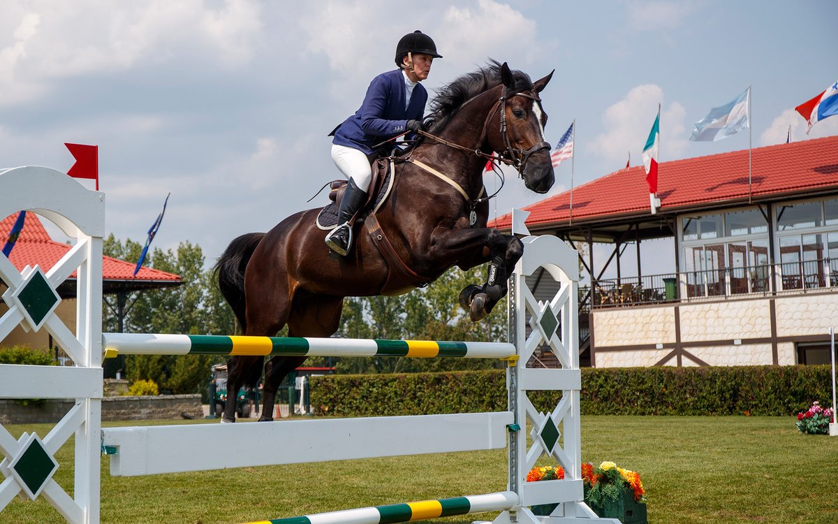 Spruce_Meadows's tweet photo. Samia Staehle (USA) &amp; Cute S win the Friends of the Meadows 1.20m.
#sprucemeadows #showjumping #jumpintosummer
© Spruce Meadows Media/Tony Lewis https://t.co/Ry96Ff8uCR