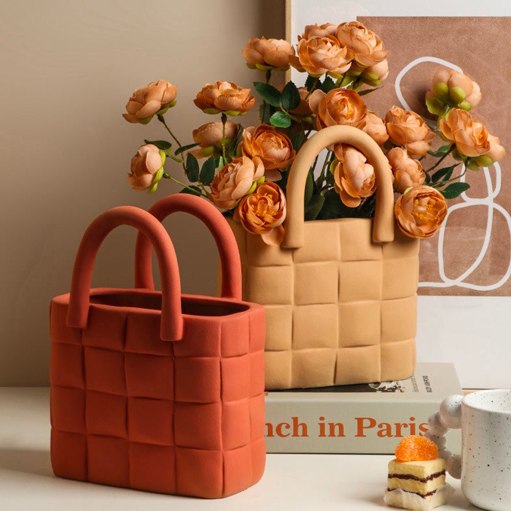 _novaa___'s tweet photo. AESTHETIC BAG VASE: https://t.co/quf9gNS7Vu