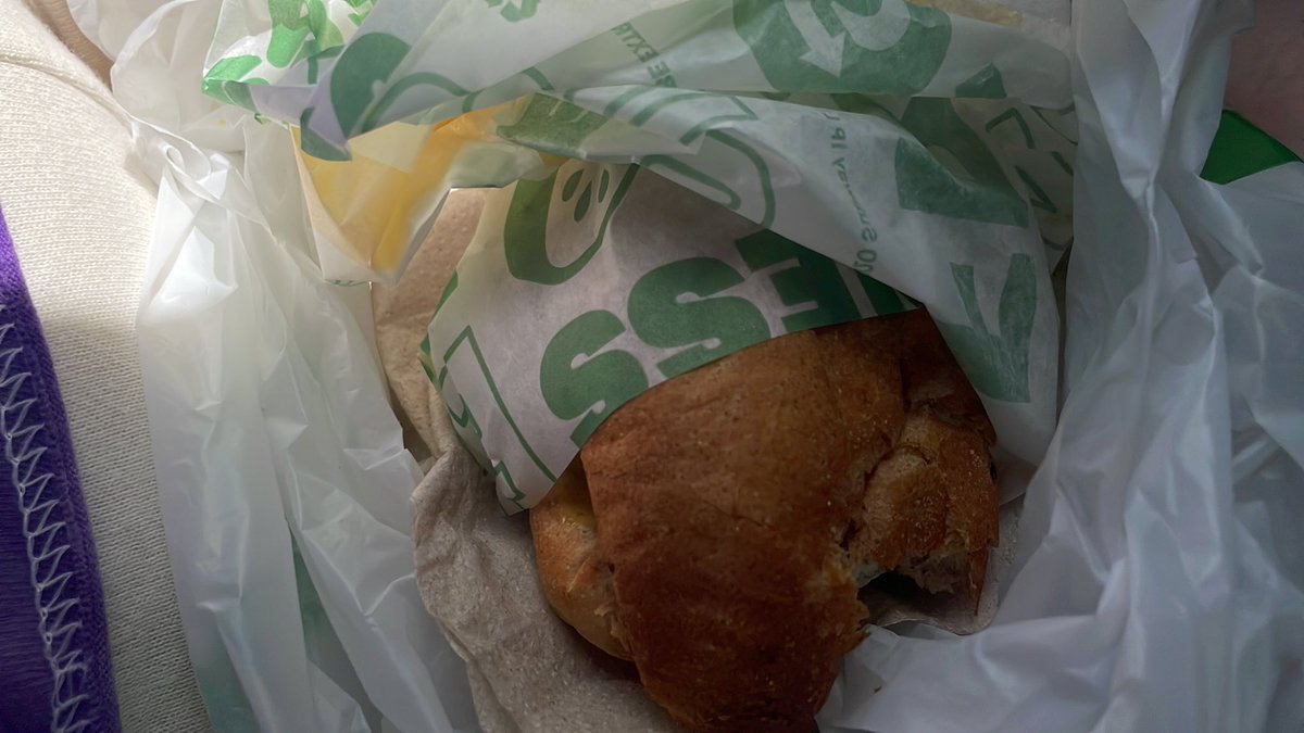 DearVirginia's tweet image. One bite in trying to pursued myself to come back to @SUBWAY after you changed the Honey Mustard …. Not coming back 😡😡😡. 
CHANGE IT BACK 😡😡😡 
STOP BEING CHEAP . 
Y’all literally have like 15 ingredients you can’t just change one of them . 
#changeitback