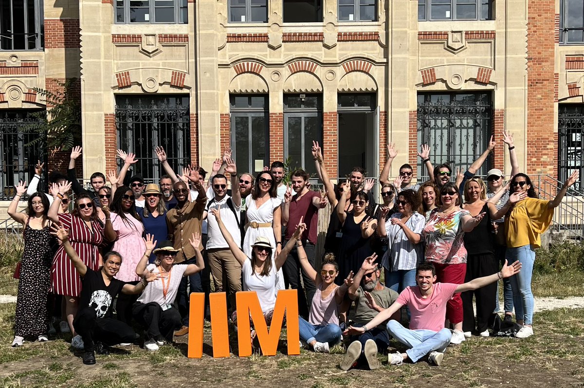 Teambuilding #RSE avec toute l’équipe <a href="/IIMparis/">IIM</a> 🌱 Une superbe journée de cohésion et de partage dans les jardins du chateau Cité Etic de Nanterre. 
#iim #digital <a href="/poledevinci/">Pôle Léonard Vinci</a>