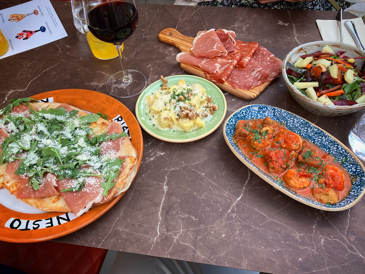 Kvällens middag blev en pinsa och några olika cicchetti hos Ernesto i Kalmar.