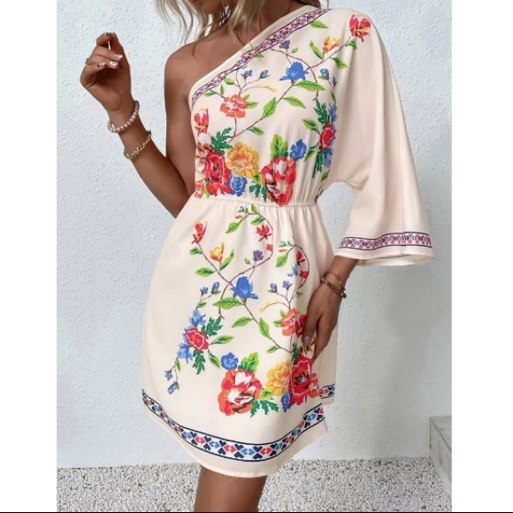 sandibeck's tweet photo. So good I had to share! Check out all the items I'm loving on @Poshmarkapp from @marialugo351 #poshmark #fashion #style #shopmycloset #madewell #elizaj: https://t.co/e6PAA560AZ https://t.co/JGhcn5mB2Z