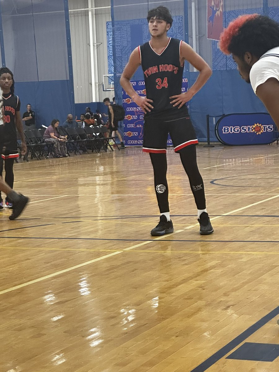 2025 #34 Ben Demby is a intriguing 6’7 stretch 4. Been following him over the past few months of the travel season and have seen huge strides for the 230lb athlete. Runs the floor with energy and has excellent touch around the rim. Plays with a competitive edge and can stroke the