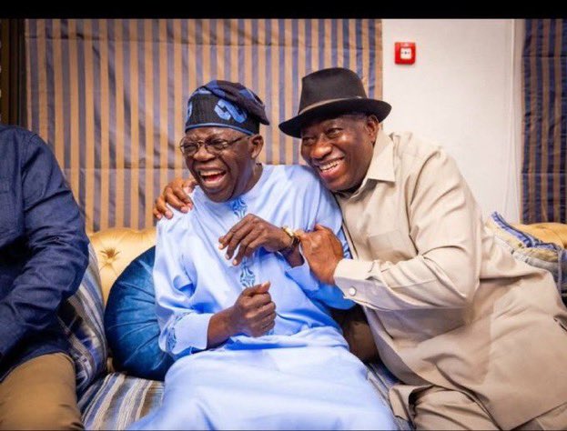 Notyourhomeboy0's tweet photo. @ThE_IcoN_2 @plutomaniapopi People wey no see am na MTN Apple Music una Dey use 😀 https://t.co/aZkSjHNEjS