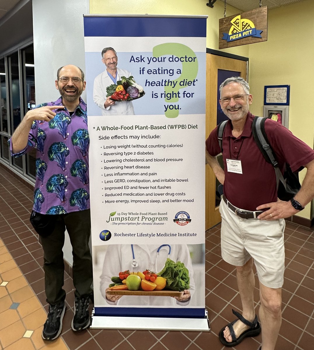 We are having a blast at @vegansummerfest! Thanks Dr. Michael Greger! 

Have you asked your doctor about a whole food plant based diet yet? Let us know in the comments 👇
#vegansummerfest #vegan #summerfest #nutritionfacts #wfpb #plantbaseddiet #plantbased
