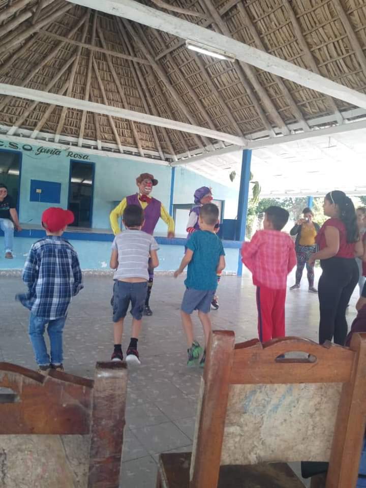 NancySnchezPre3's tweet photo. Llega la Cruzada Teatral a la Comunidad de Santa Rosa en su Edición 29 .
#CubaEsCultura
#CulturaTaguasco
#CulturaEspirituana
#CasasDeCulturass
#LaCulturaEnBuenasManos https://t.co/lEWnvPPREl