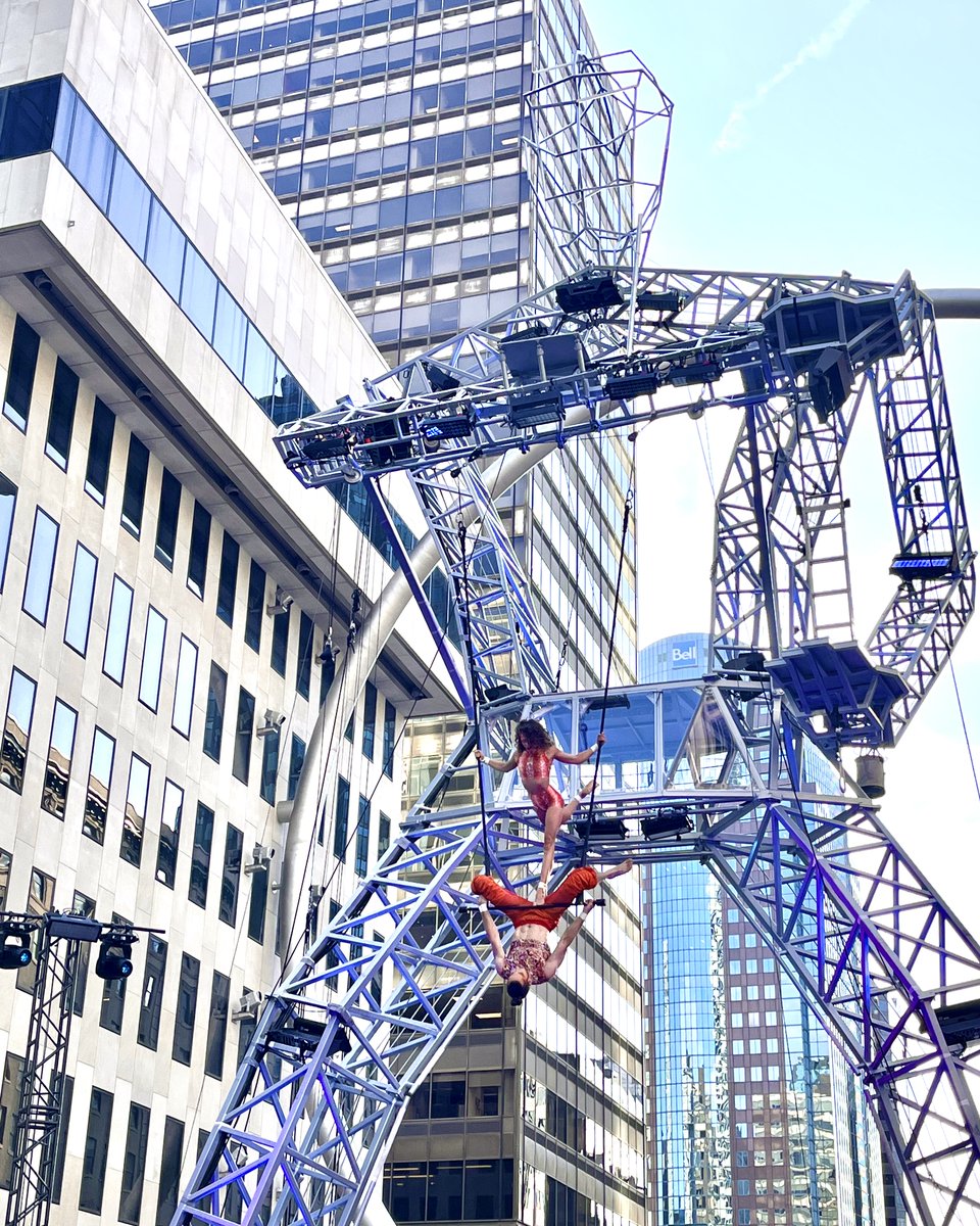 Montréal centre-ville tweet media