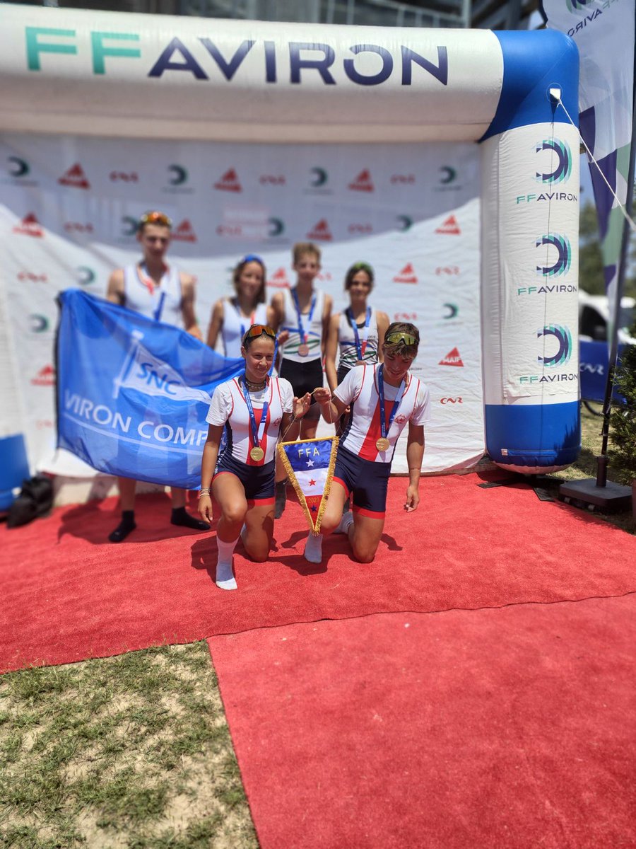 Ça commence fort avec un titre de champion de France pour les J14 en double mixte ! 💪 Vivement demain avec nos J16 !