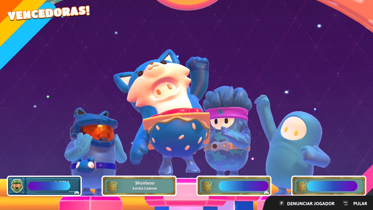 Shunleoo's tweet photo. Vitória mais roupinha de ursoburguer 😍
Eu amo esse jogo, mas a tensão dele é demais pra mim, tem que ser em pequenas doses 🤣
#FallGuys
#FallGuysBr https://t.co/jECCfGmI3F