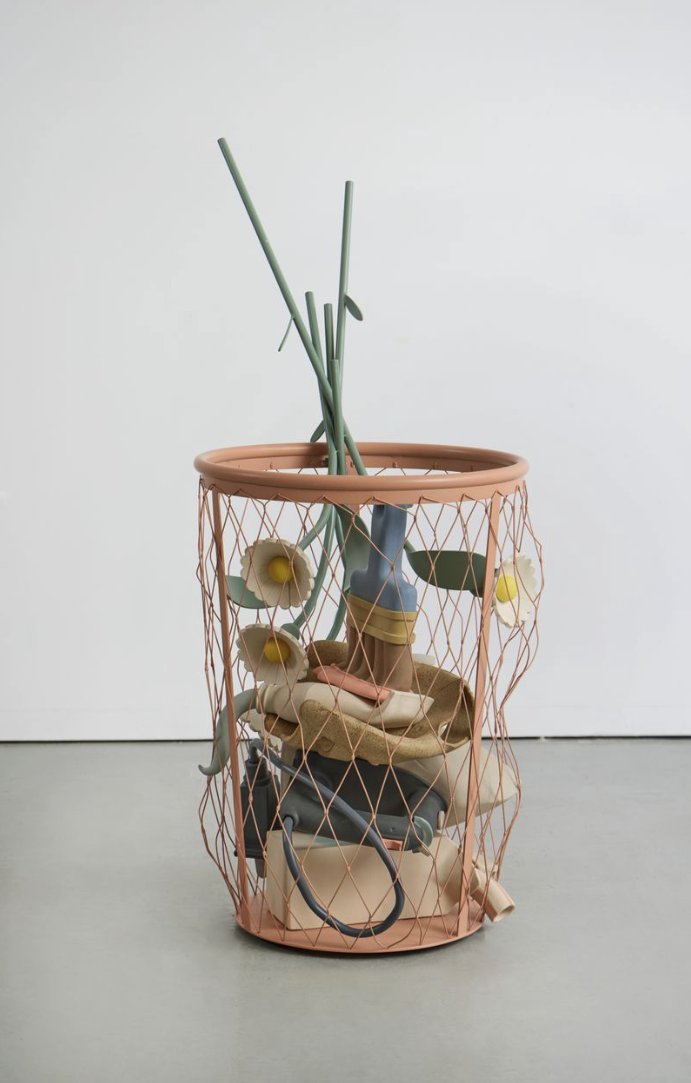 ICONconference's tweet photo. Q: Who are some of your favorite emerging creatives?
I am excited about a variety of young creatives. Yesterday I was looking at Genesis Belanger’s great sculptures and also wondering how abstract Jon Hon can get while still working in the field of illustration. https://t.co/JYBVZUY5NV