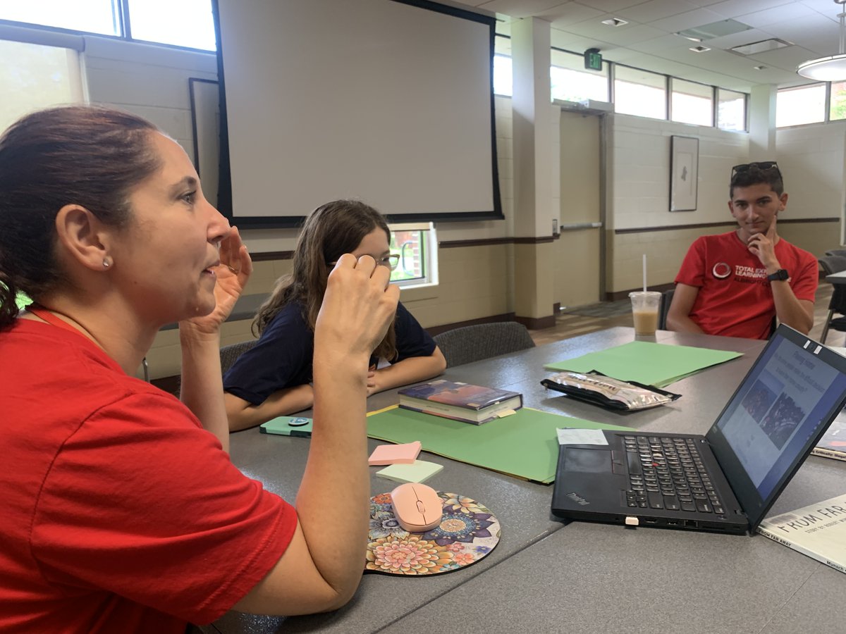 project_lbrtd's tweet image. Board Secretary Patti taught a seminar today on #FleeingHome for the #TotalExperienceLearning summer program at @AlbrightCollege. Executive Director Rachel shared her perspective as an immigration lawyer. Students were asked to consider why someone might leave their home.