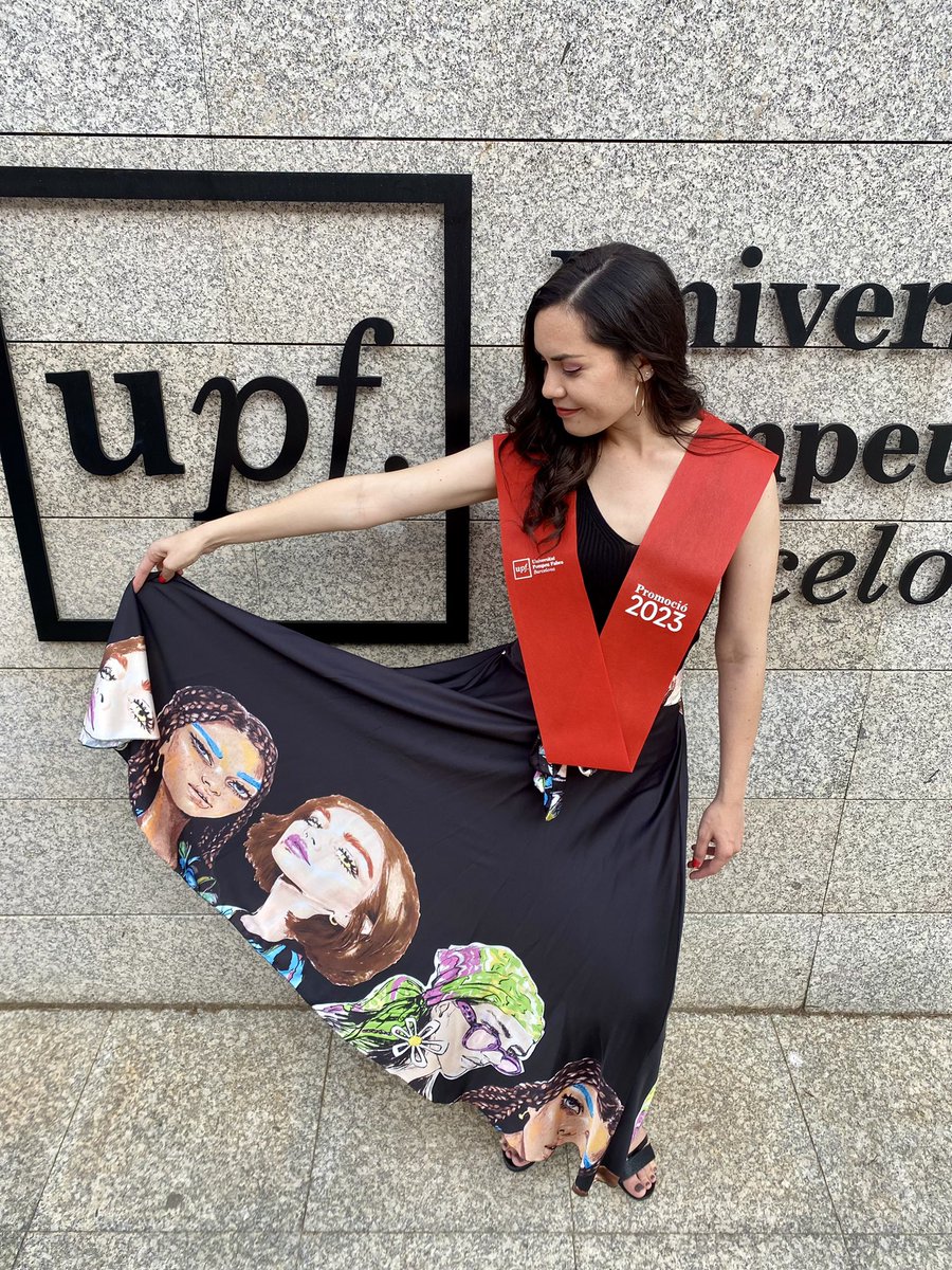 belensalinas24_'s tweet photo. Mamá, papá we did it! 🎓🇪🇸

El viaje de la vida más lindo, pero también difícil, dedicado a mi familia y amigos, que siempre me acompañan en todos mis sueños 📚

¡Moltes Gràcies Barcelona! Oficialmente @alumniUPF ✨ #Adeuu https://t.co/QwBJAS2yBv