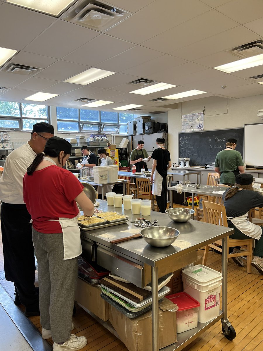 Cobourg Collegiate I tweet media