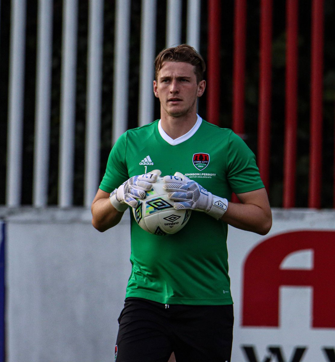 Tc1Uk's tweet photo. All the best to TC1 gk @BrooksTiernan who has made the loan move to Irish side @CorkCityFC 🍀🇮🇪

He makes his debut tonight against @stpatsfc 🧤

All the best mate👊🏻👏🏻 https://t.co/mHPGp7FYUf