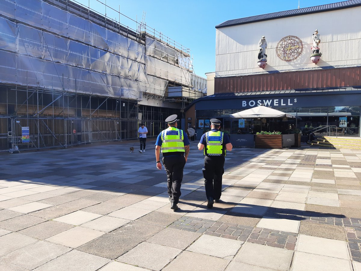 Joint working with @btpcardiff_nwp this evening and @gptorfaen in #cwmbran Town centre. Successful evening with dealing with a number of ASB issues and reassurance visits to stores and @ccyp_info #ASBAwarenessWeek#CSO433#CSO410