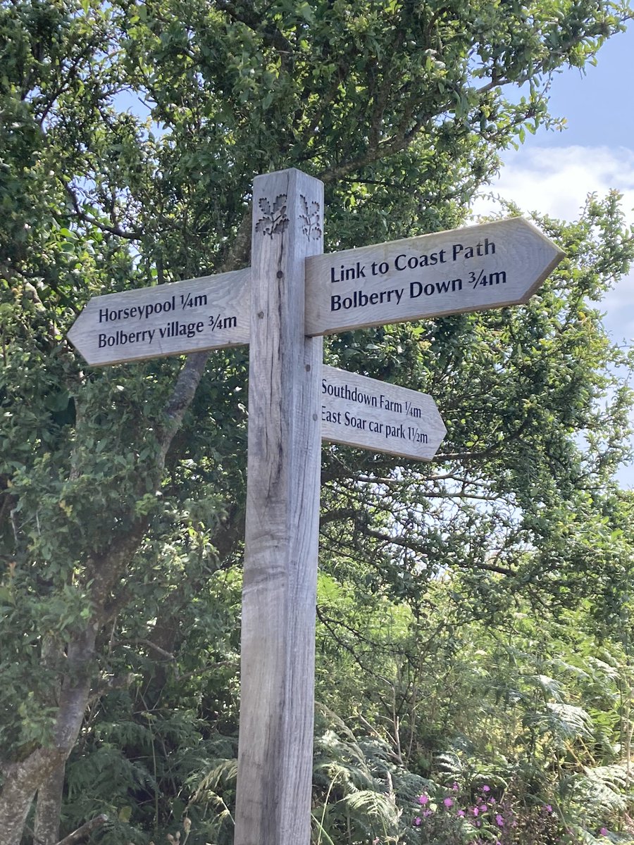 82jwd's tweet photo. @FingerpostFri #fingerpostfriday #southhams #devon #salcombe #walking #swcoastalpath https://t.co/Rgdem9KJ3b