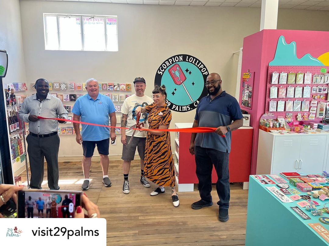 California Welcome Center: Yucca Valley tweet media