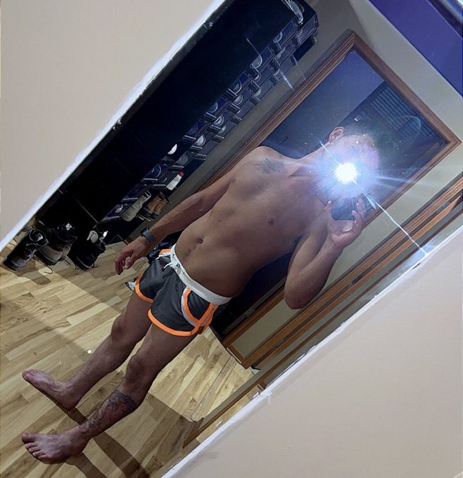 Do you guys like my new shorts? https://t.co/sYKUcUMsld<a href="/tag/horny"class="tags"><span>#horny</span></a><a href="/tag/sexting"class="tags"><span>#sexting</span></a><a href="/tag/dickrate"class="tags"><span>#dickrate</span></a><a href="/tag/grindrhookup"class="tags"><span>#grindrhookup</span></a><a href="/tag/nsfw"class="tags"><span>#nsfw</span></a>