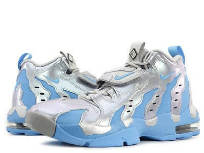 _SneakerGuy's tweet photo. @nicekicks @DeionSanders @usnikefootball @CUBuffsFootball I need them to bring back the Air DT Max 96'. 

Specifically this colorway https://t.co/quCZprPoWT