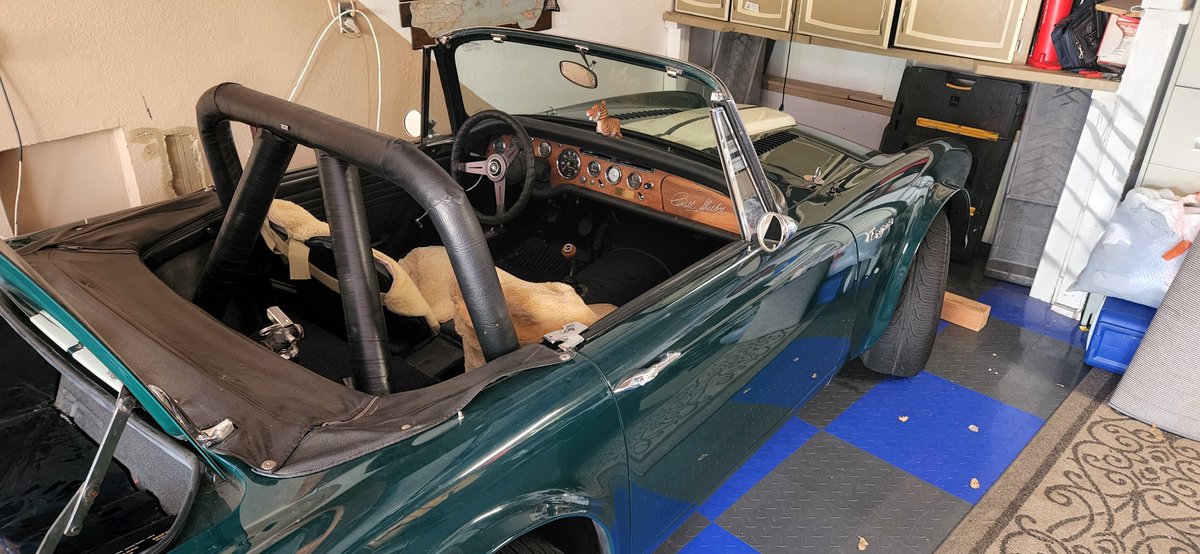 ShadyAtBest1975's tweet photo. @adamcarolla  Ace, is this car worth $80k https://t.co/gK0N4HyZow