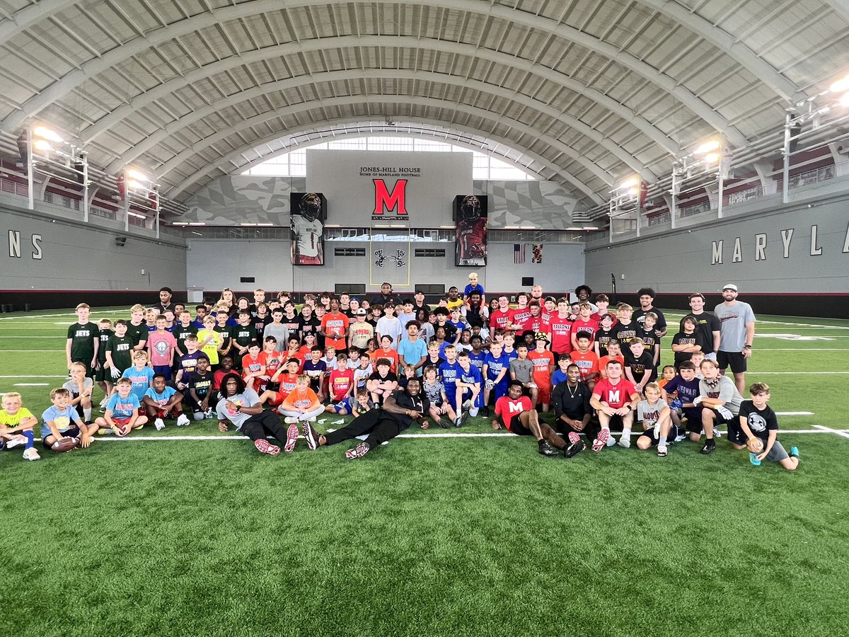 What an inspiring day with @UARiseFlag, teaching young men about the power of leadership. It's an honor for <a href="/TerpsFootball/">Maryland Football</a> to support the impactful work of @TBIAFoundation. Together, we can make a difference! #LeadershipDevelopment #CommunityMatters @tbiaf09