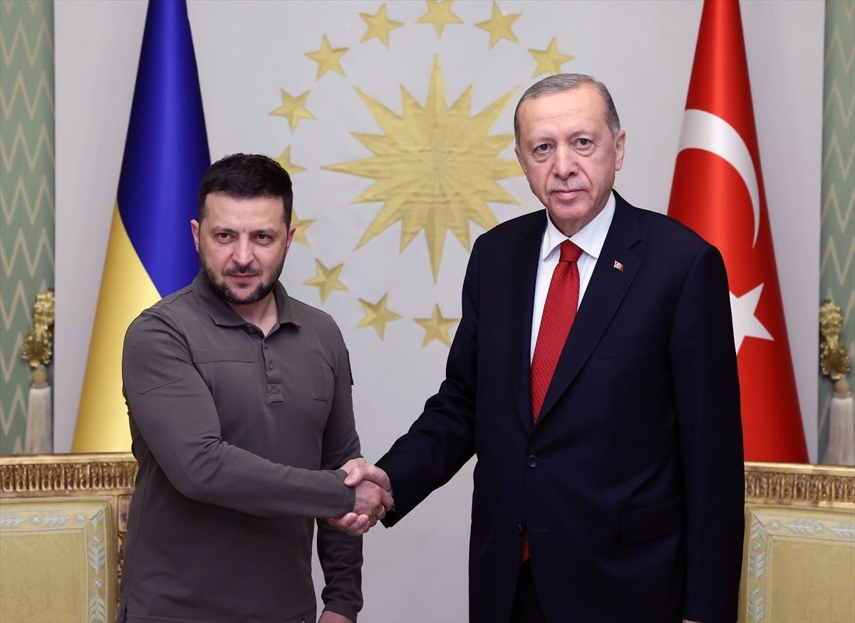 iswnews_ru's tweet photo. 🇺🇦🇹🇷 В Стамбуле состоялась встреча Эрдогана и Зеленского. 

#Турция
#Украина

"Новости Исламского Мира"
https://t.co/MosiCwQ6X5 https://t.co/RP1OmZEE86