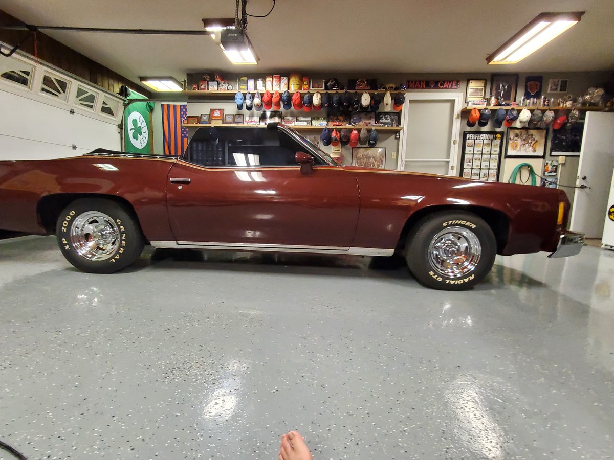 MyrlieVictor's tweet photo. @CarKraman @mecum @ktmosborne @MotorTrendTV @MotorTrendPlus 1976 grand prix convertible https://t.co/lutOvesAd5