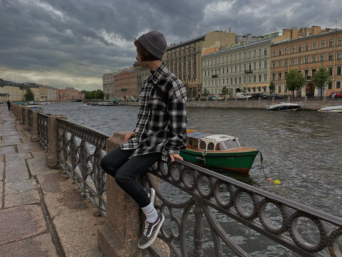jerry_cos_'s tweet photo. Приехал в Питер пожрать https://t.co/IKZKCkkMfG