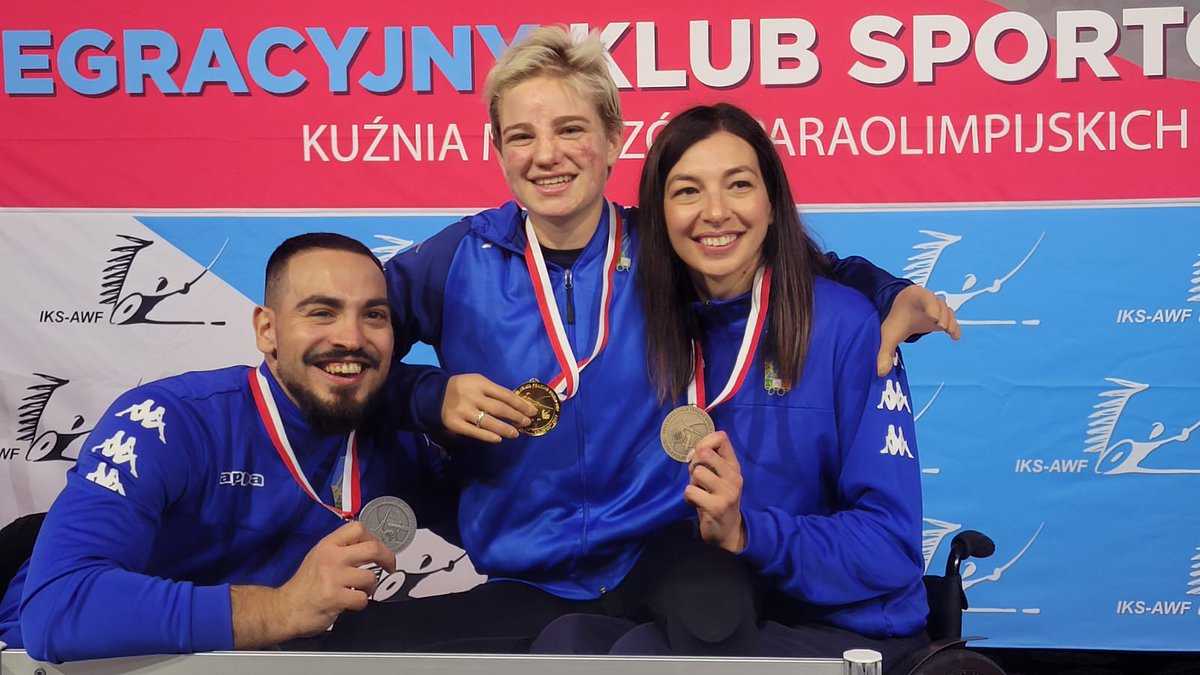 Come brilla la strada per #Parigi2024...🥇🥈🥉🤩 Super tappa a Varsavia per il nostro #ItaliaTeam! Qualificazione sempre più vicina 🦾 @Federscherma @CIPnotizie #weelchairfencing #paralympics #federscherma