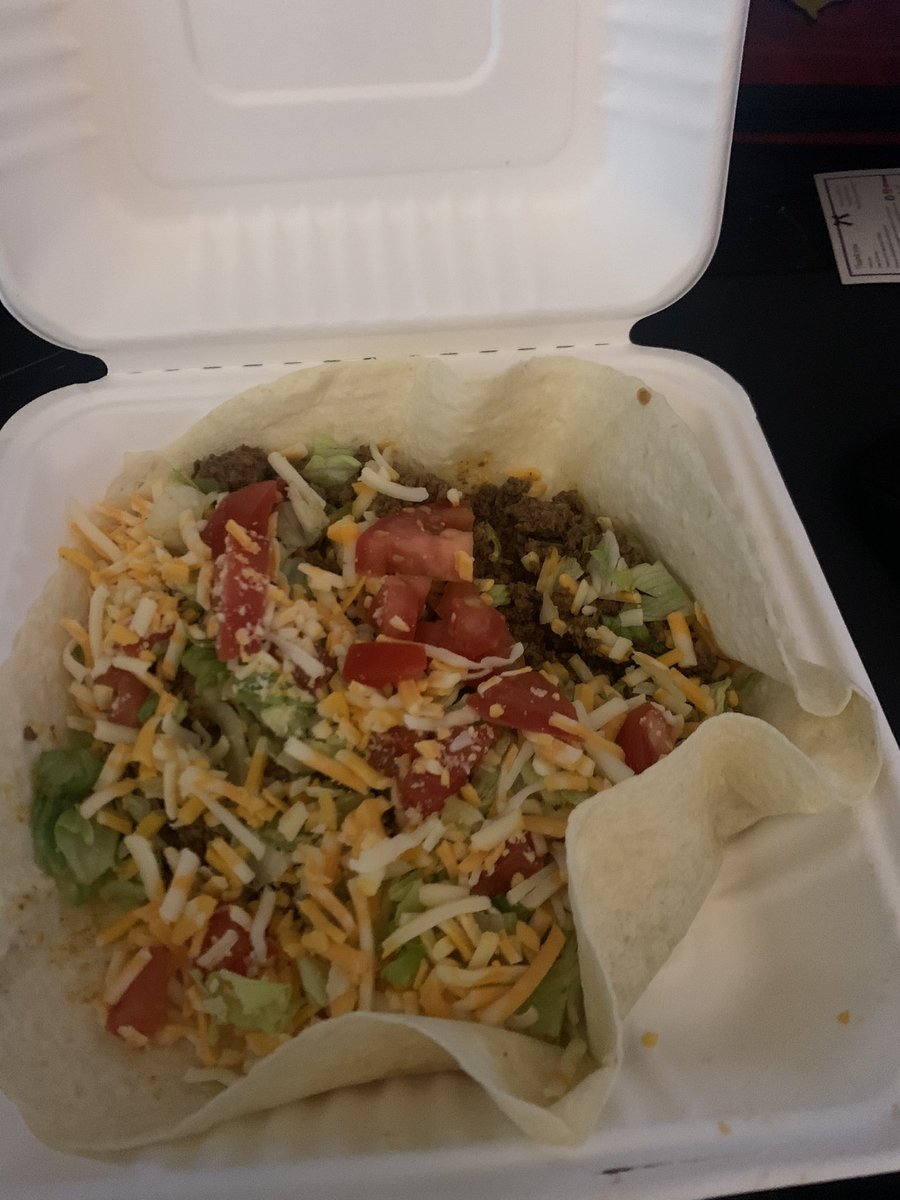 _DouchebagD's tweet photo. My taco wrap LOL. Just good https://t.co/WIQ7ufarwg