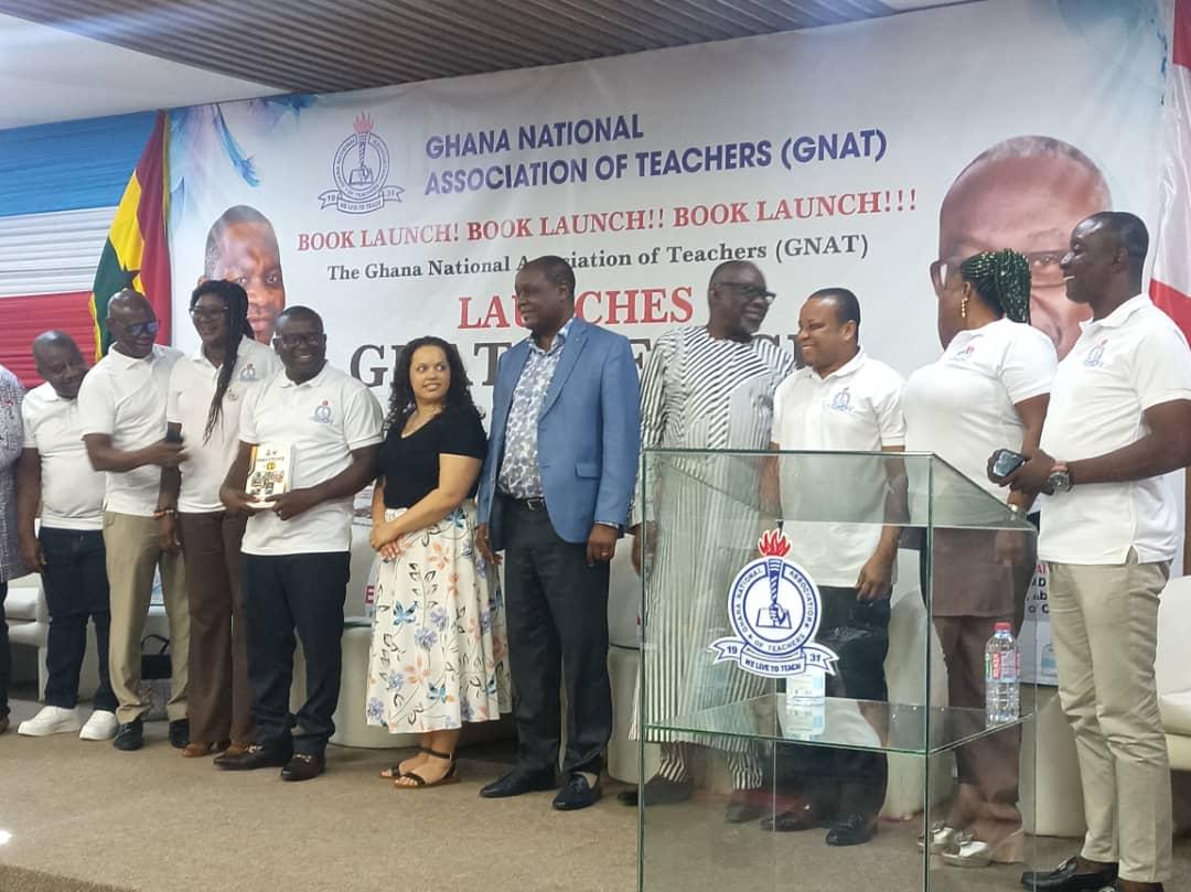 Today in Accra @GNAT and @CTF/FCE launched a book chronicling 60 years of cooperation and solidarity through the teachers teaching teachers to teach programme. Congratulations!!!