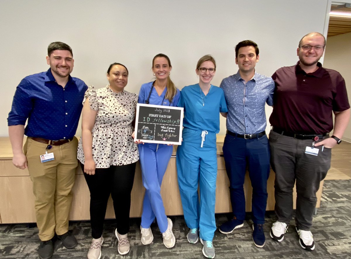 jeffIDfellows's tweet photo. Best #IDFellows in the world, right here! Congrats to Nik, Laura, and Christine on surviving (crushing, actually!!!) your first week 💪🏼🦠 https://t.co/AAeEaq6xOY