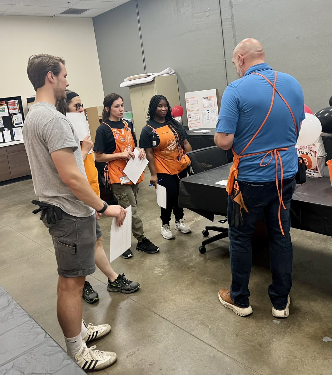 Carrie Elchert tweet media