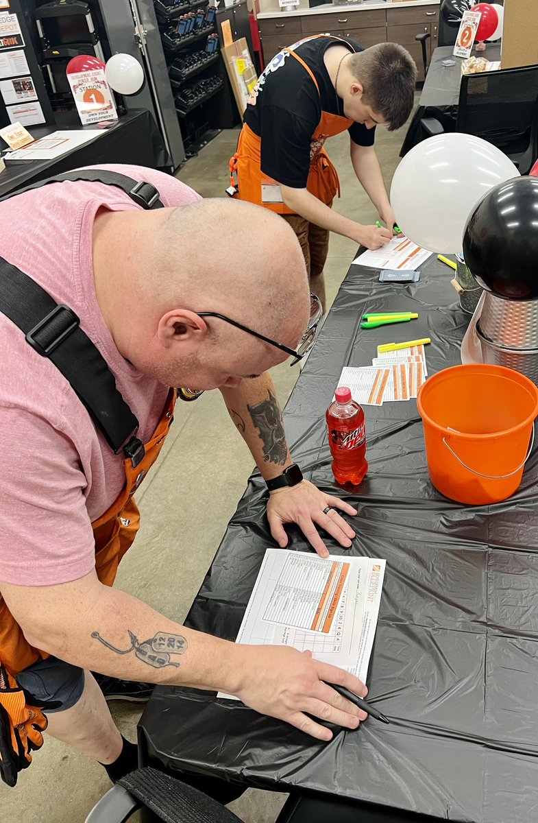 Carrie Elchert tweet media