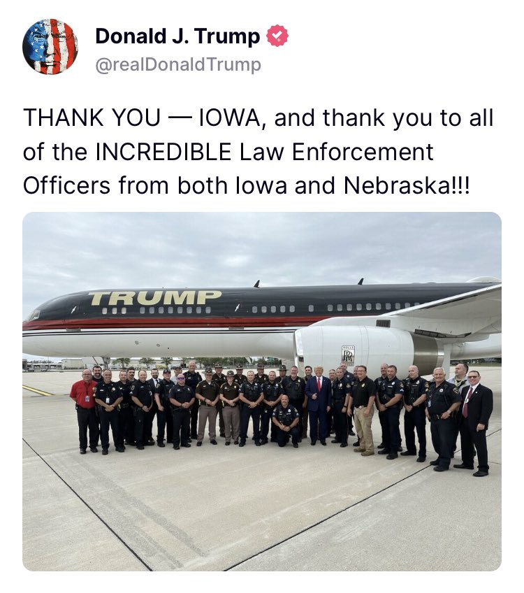 TrumpWarRoom's tweet photo. https://t.co/ol1fuNTMf5