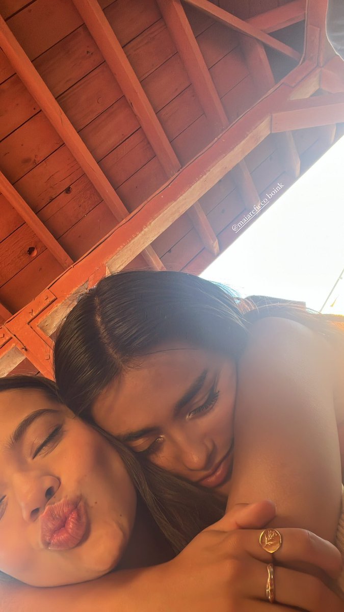maiareficcobr's tweet photo. Lindezas! 

📲 Malia Pyles via Instagram Stories. https://t.co/oHEKpdINoq