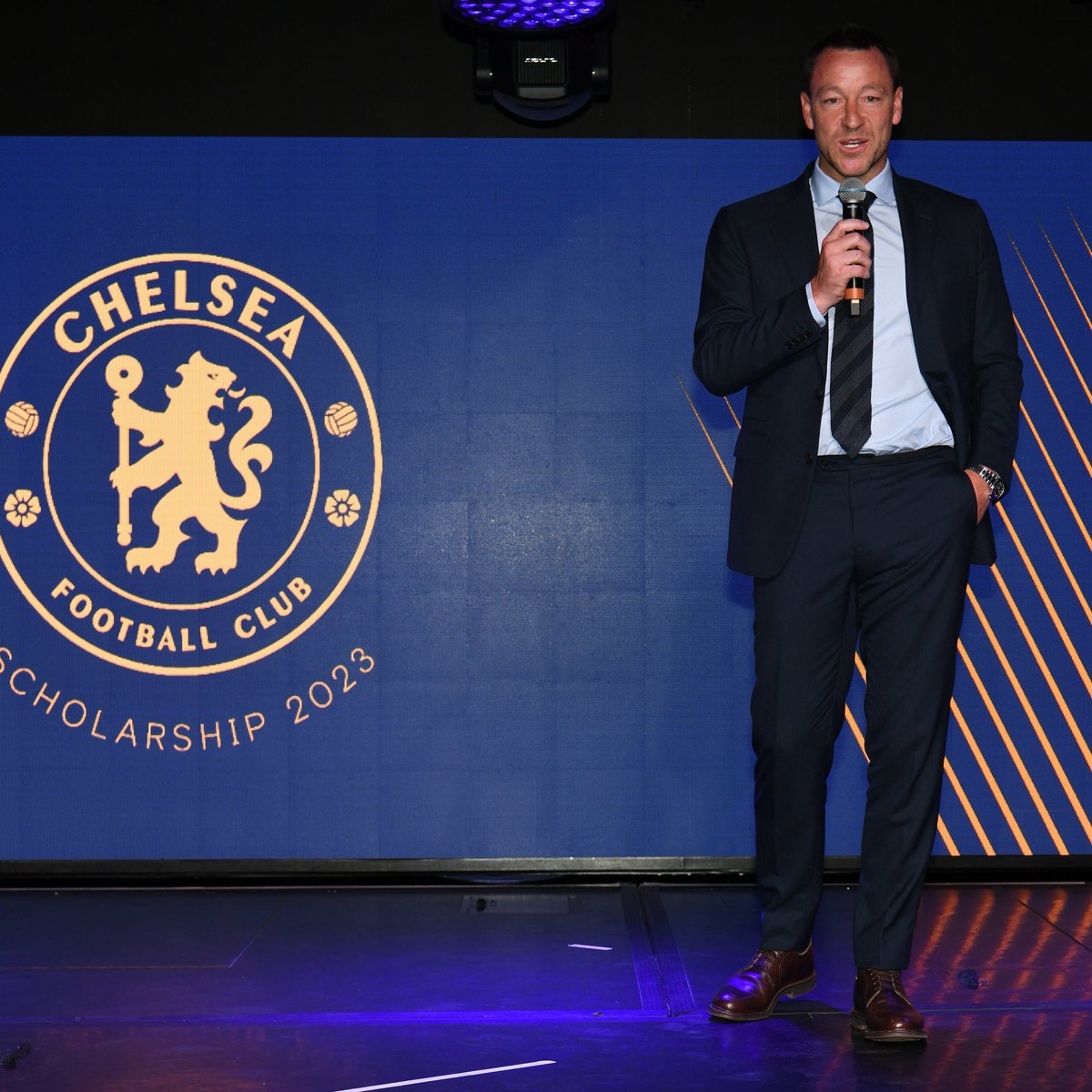 FabrizioRomano's tweet photo. John Terry, back at Chelsea. He will work for the Academy as revealed by former captain. 🔵🔙 https://t.co/IjNQidUp2g