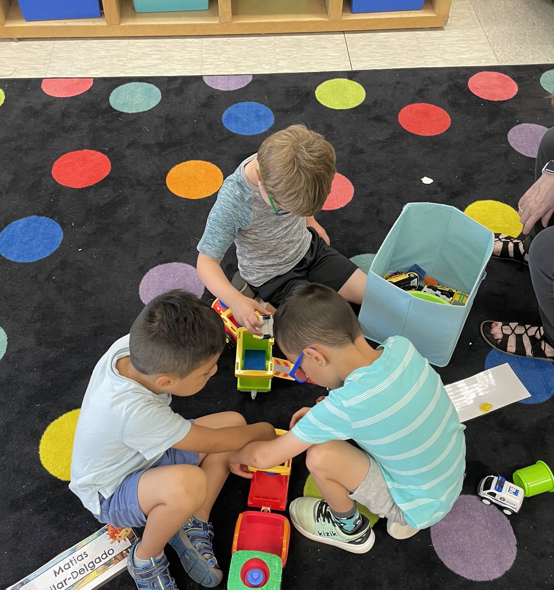 BlessingMahopac's tweet photo. 💛Playtime is the best time! 💙#kindercamp #principallife @MahopacSchools https://t.co/L5cyKIUvCs