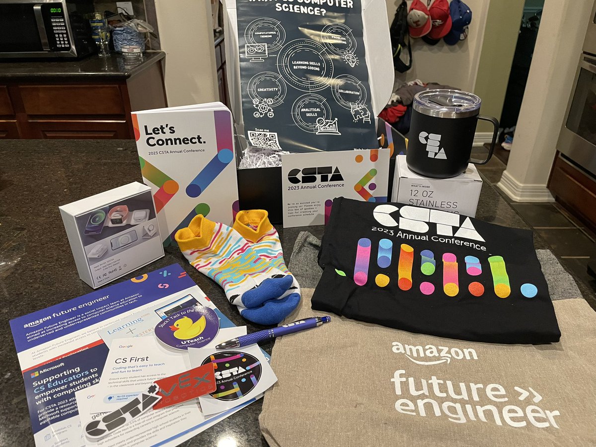 rocks_cs's tweet image. I was pretty 🤯 away to be excepted to present at #CSTA2023 national conference this year. Getting the goody box today is like having sprinkles on your favorite cake! My session is 7/11 5:10 pm ET on @EarSketch hey @EarSketch got any openings 📲 me or DM?! #thesocks! #musiccoding