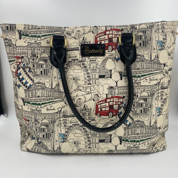 DropinMB's tweet photo. So good I had to share! Check out all the items I'm loving on @Poshmarkapp #poshmark #fashion #style #shopmycloset #seven7 #cabi #harrods: https://t.co/ENGF1UhiMO https://t.co/mYfJXfQc4z