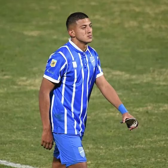 juansuraci's tweet photo. #GodoyCruz Bruno Leyes "No tengo twitter, mi hermano me va comentando las cosas. Yo siempre he viajado en micro. Por suerte ahora he podido comprarme un auto y estoy contento" @DosDePunta_Mza @RadioAndinaMza https://t.co/rKAxfbkthe