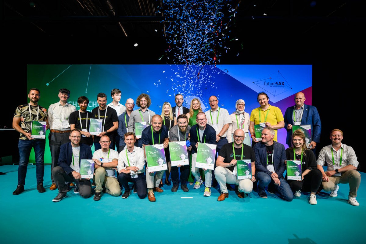jlawyerorg's tweet photo. Am 4. Juli durften wir als Finalisten des Sächsischen Gründerpreises 2023 an der Sächsischen Innovationskonferenz teilnehmen. 

Hier geht's zum Artikel samt Video: 
https://t.co/k20YxJzzPd

#opensource #kanzleisoftware #jlawyerorg https://t.co/Xb3v6XNuhK