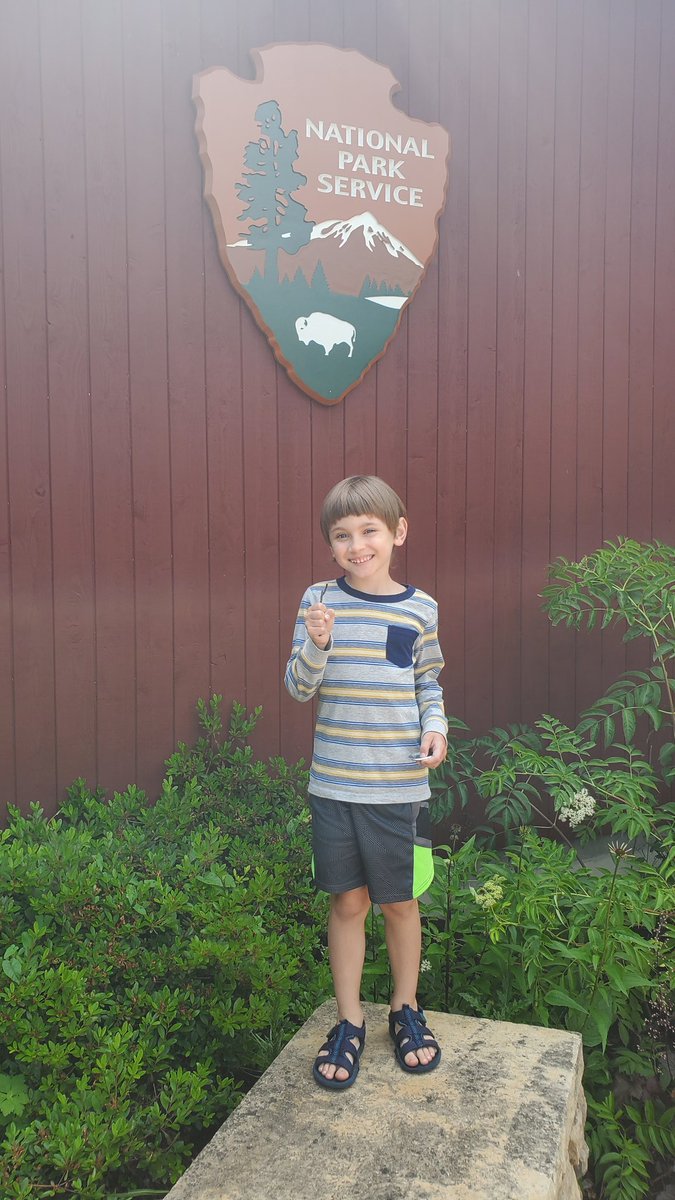 LivWithoutLimit's tweet photo. Our junior park ranger got his 75th and 76th @NatlParkService stamps! Stopped by @JohnstownFldNPS and @AlleghPortNPS this afternoon on our #RT2IAU. I got my own junior park ranger badges at these parks about 20 years ago 😁

#FindYourPark https://t.co/8QLmdTpB5o
