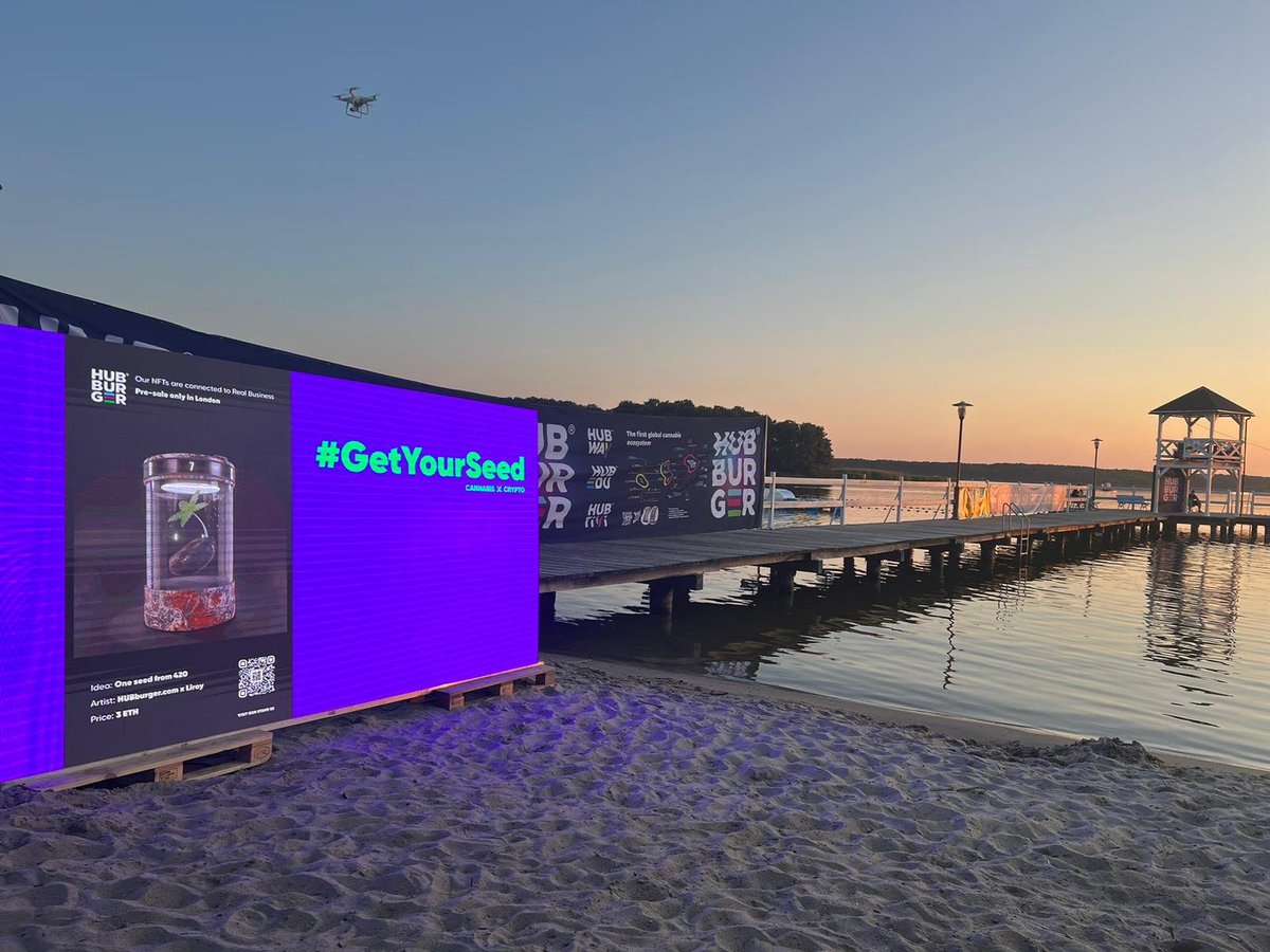 Hubburger_com's tweet photo. 🌴 Enjoy the sun, sand, and beach vibes at RAP STACJA FESTIWAL! 

Spot our ads on the beachside billboard and check our NFTs. Join the digital revolution and explore endless possibilities. Swing by our tent for more info. Embrace the future! 🏖️☀️💻💫 

#RAPSTACJA #GetYourSeed
✌️💸 https://t.co/QU7tf8o5My