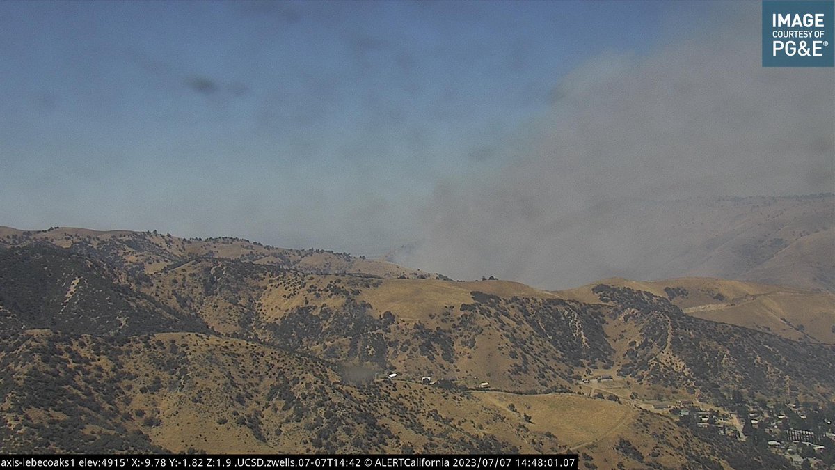 engineco16's tweet image. #DistrictFire Just to confirm, the fire is on the east side of the NB I-5 between Grapevine and Fort Tejon Rd. #Grapevine @kerncountyfire