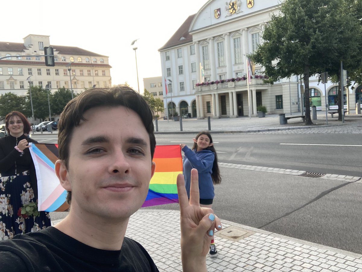 @iamst4rdust <a href="/readyhaterone/">readyhaterone</a> @nicht_gunnar cool, die gleichen Ohren hatten meine Freundin Horst-Motumbo letztens auf, als sie in Sonneberg gegen Neger demonstriert hat